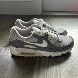 Men’s Nike Sneakers